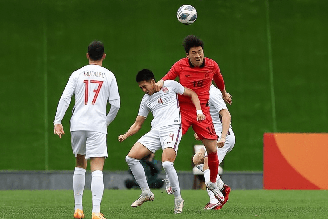 开云体育在线-韩国队鏖战英格兰队，张继科扛起全队