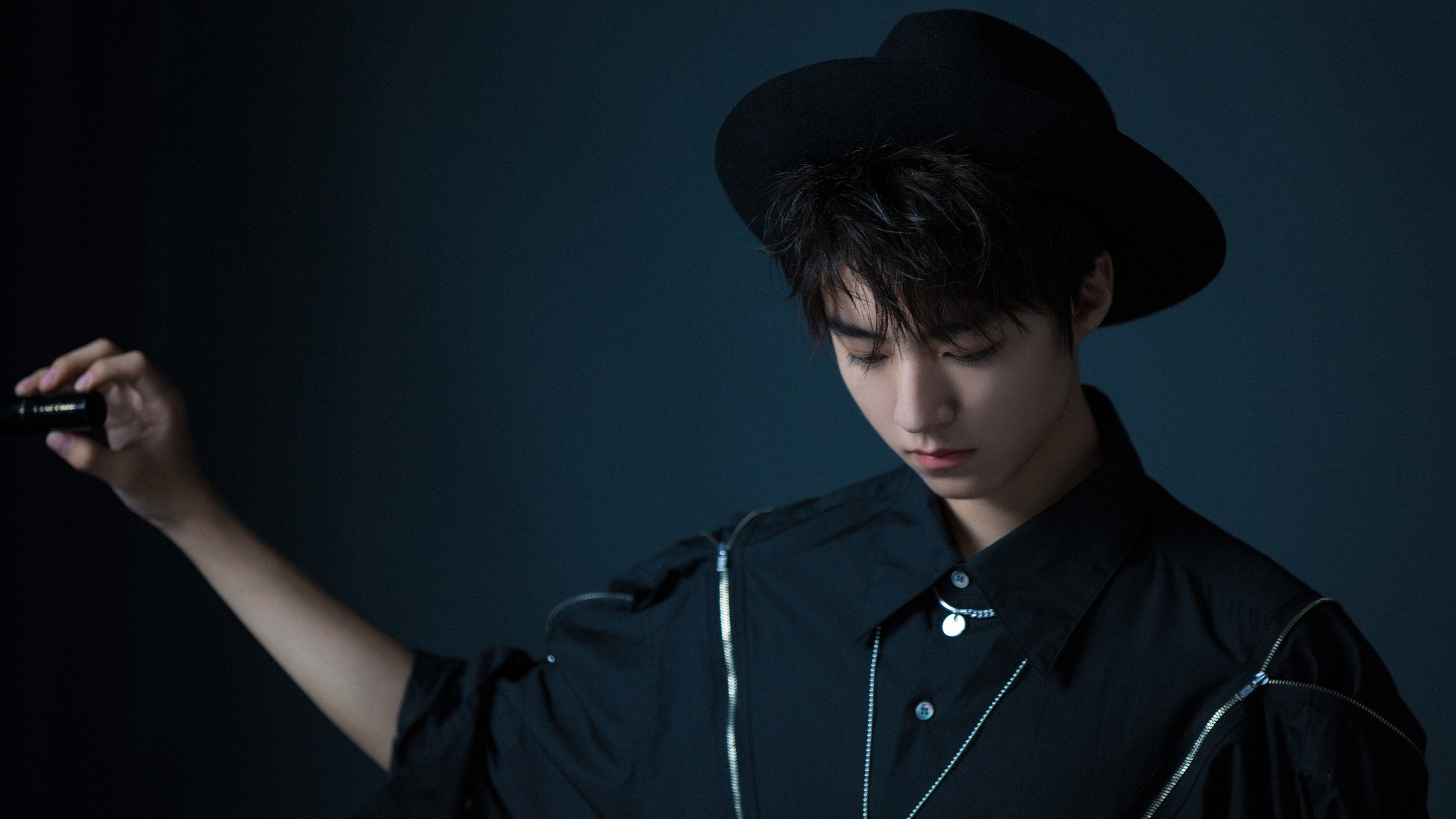 错位的王冠，那场永远没有发生的决赛，如何定义了两种足球哲学？