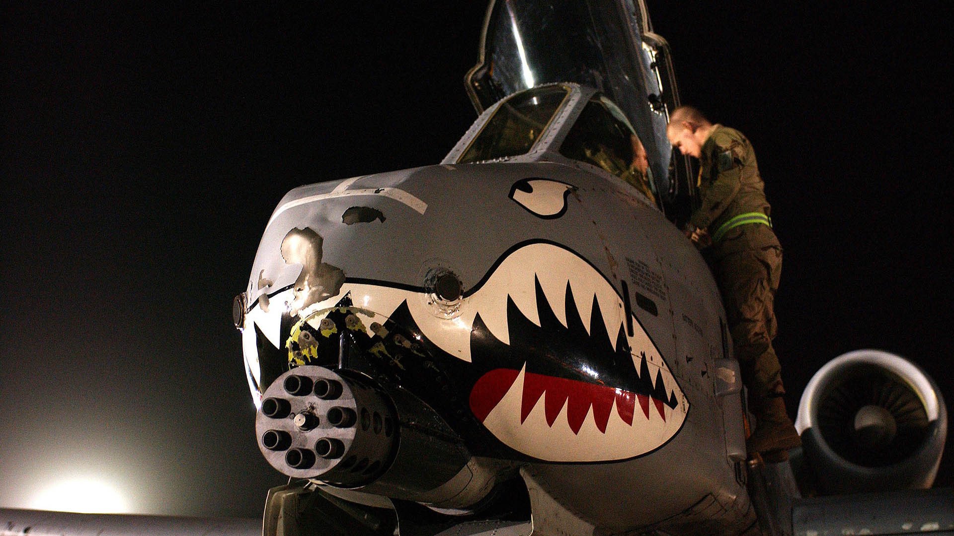 开云体育在线-无法忽视的蓝色火焰—劳塔罗如何在卡塔尔之夜将存在感烙印于莱比锡红牛的记忆中